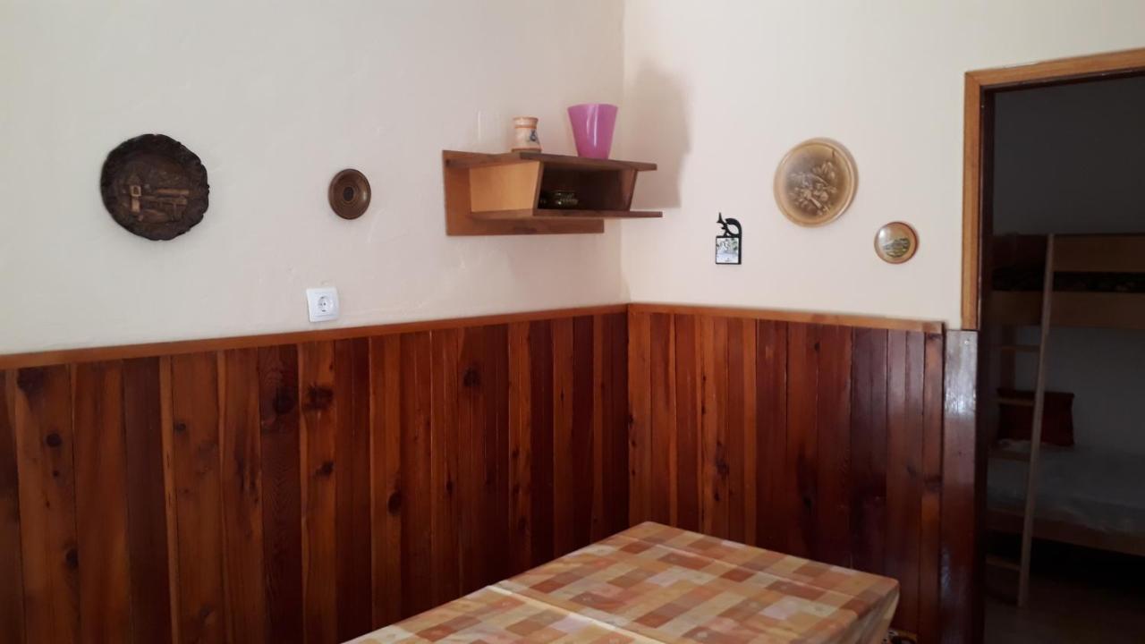 הוילה בובק Peaceful Old House מראה חיצוני תמונה