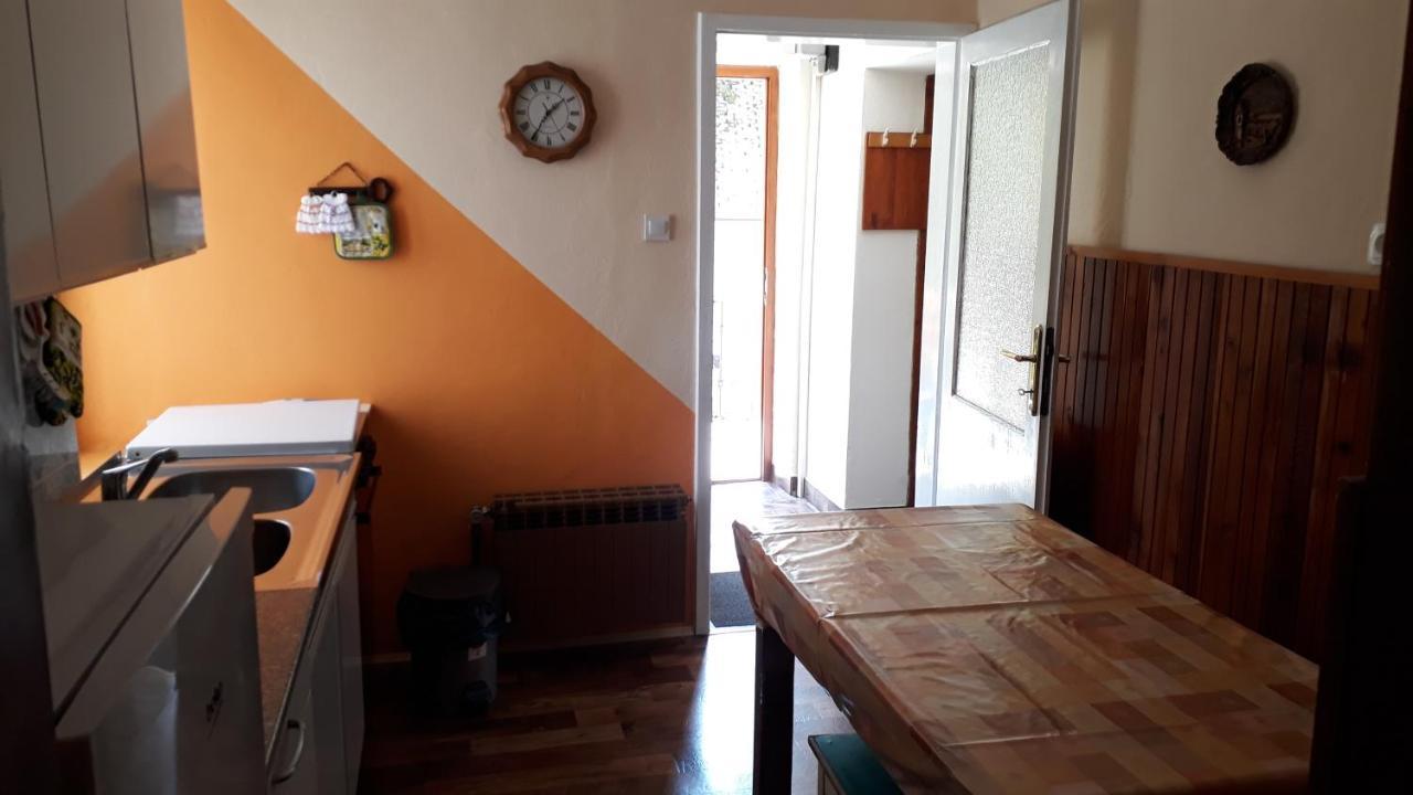 הוילה בובק Peaceful Old House מראה חיצוני תמונה