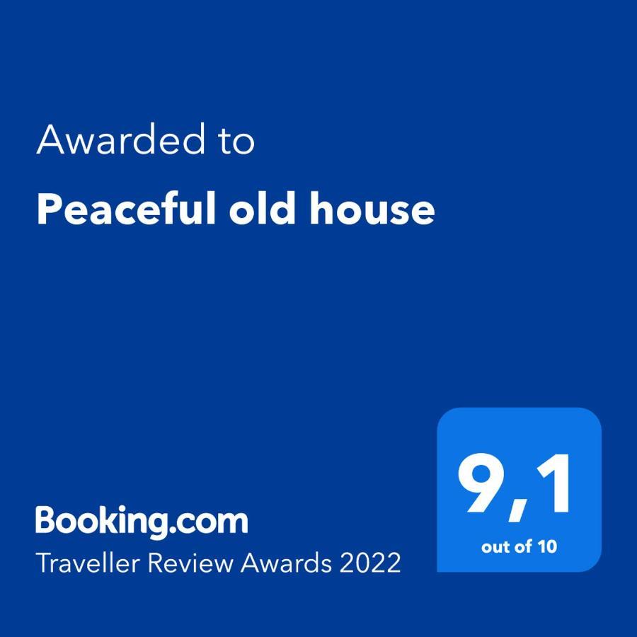 הוילה בובק Peaceful Old House מראה חיצוני תמונה